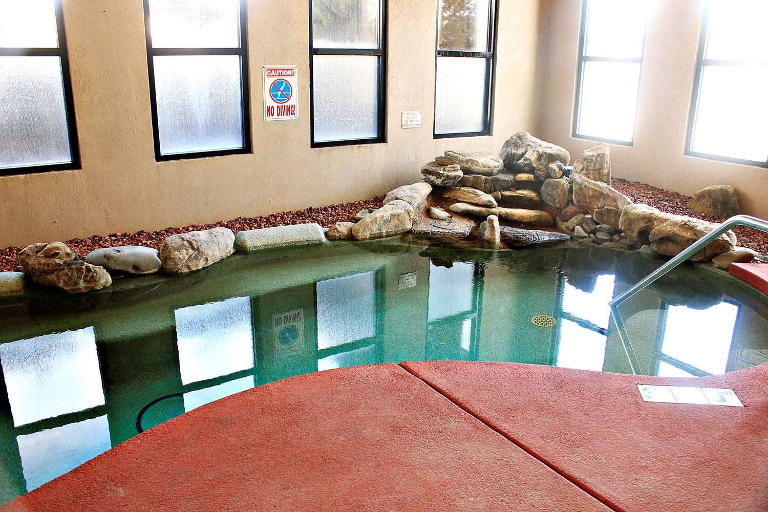 Western Turquoise & Hotel 3*