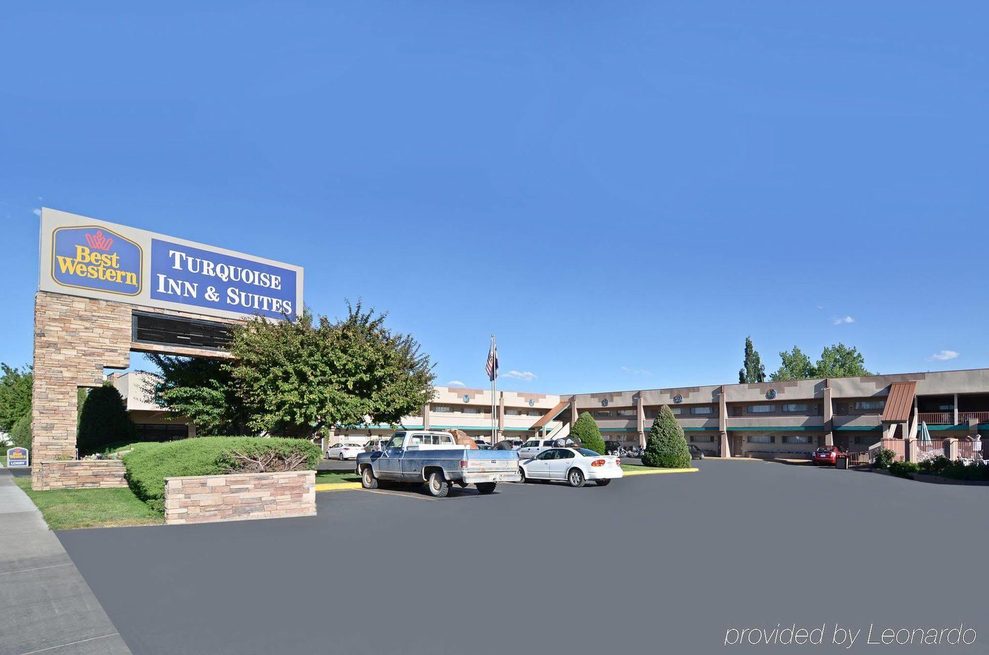 Western Turquoise & Hotel 3*